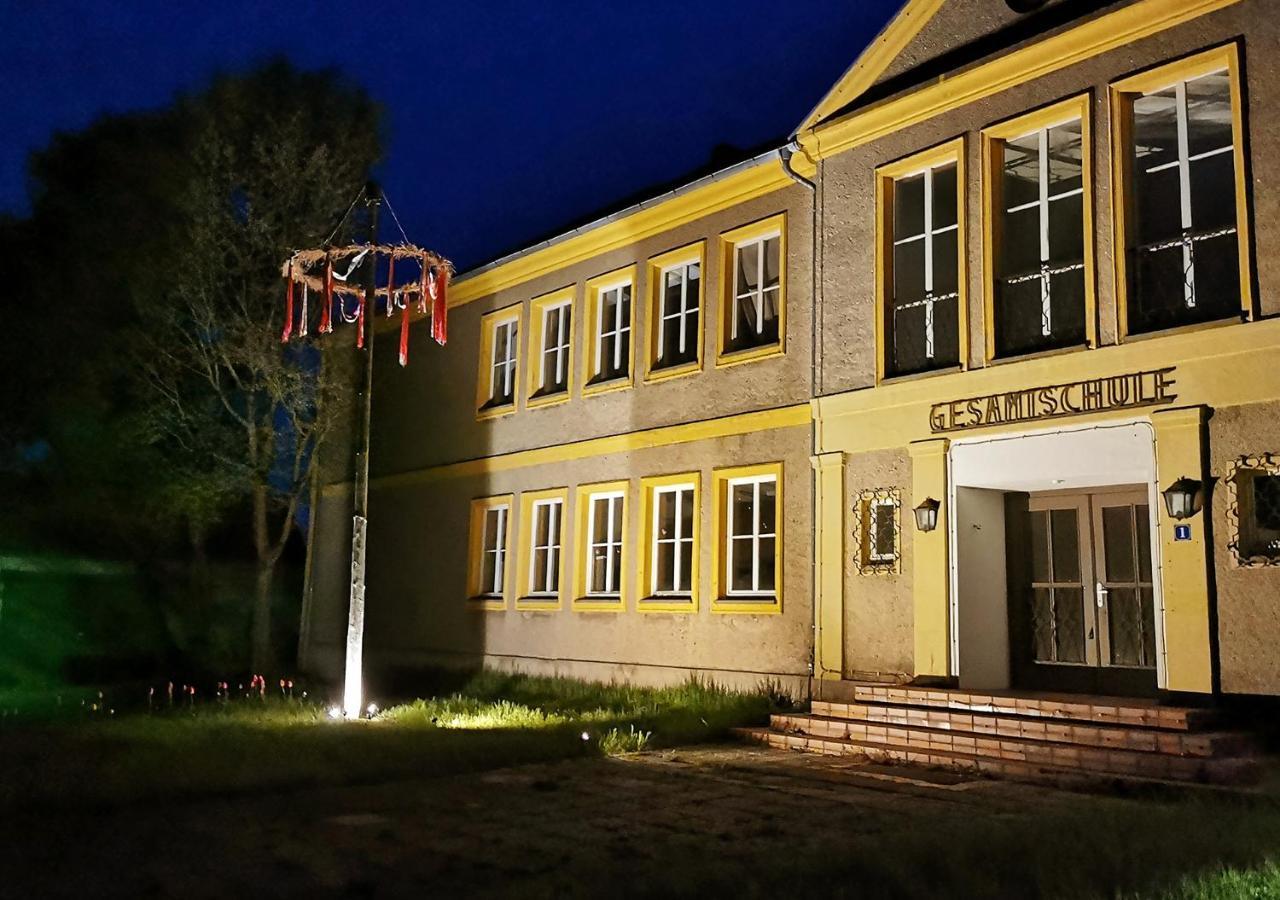 Hotel Spreewaldschule 郎根拉萨 外观 照片