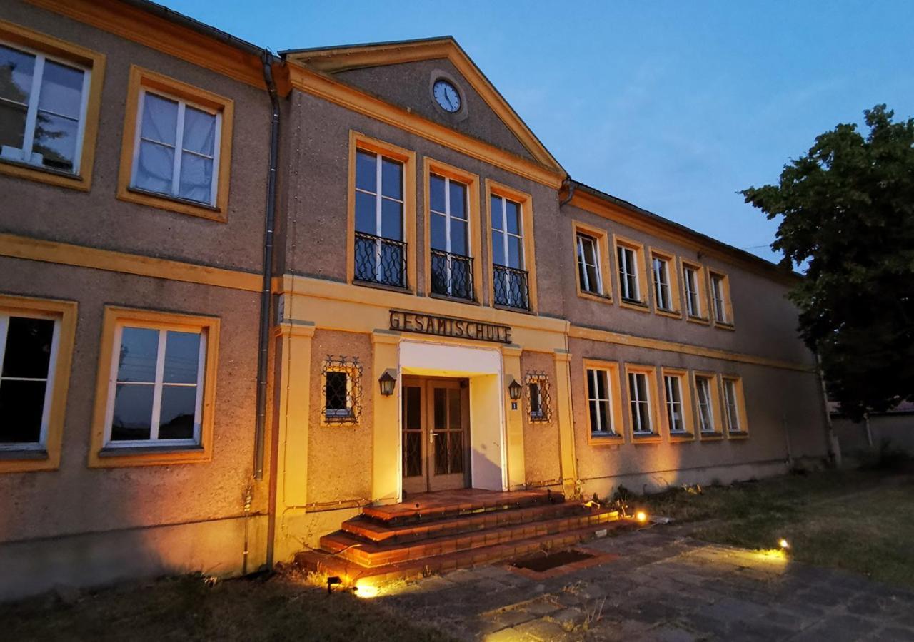 Hotel Spreewaldschule 郎根拉萨 外观 照片