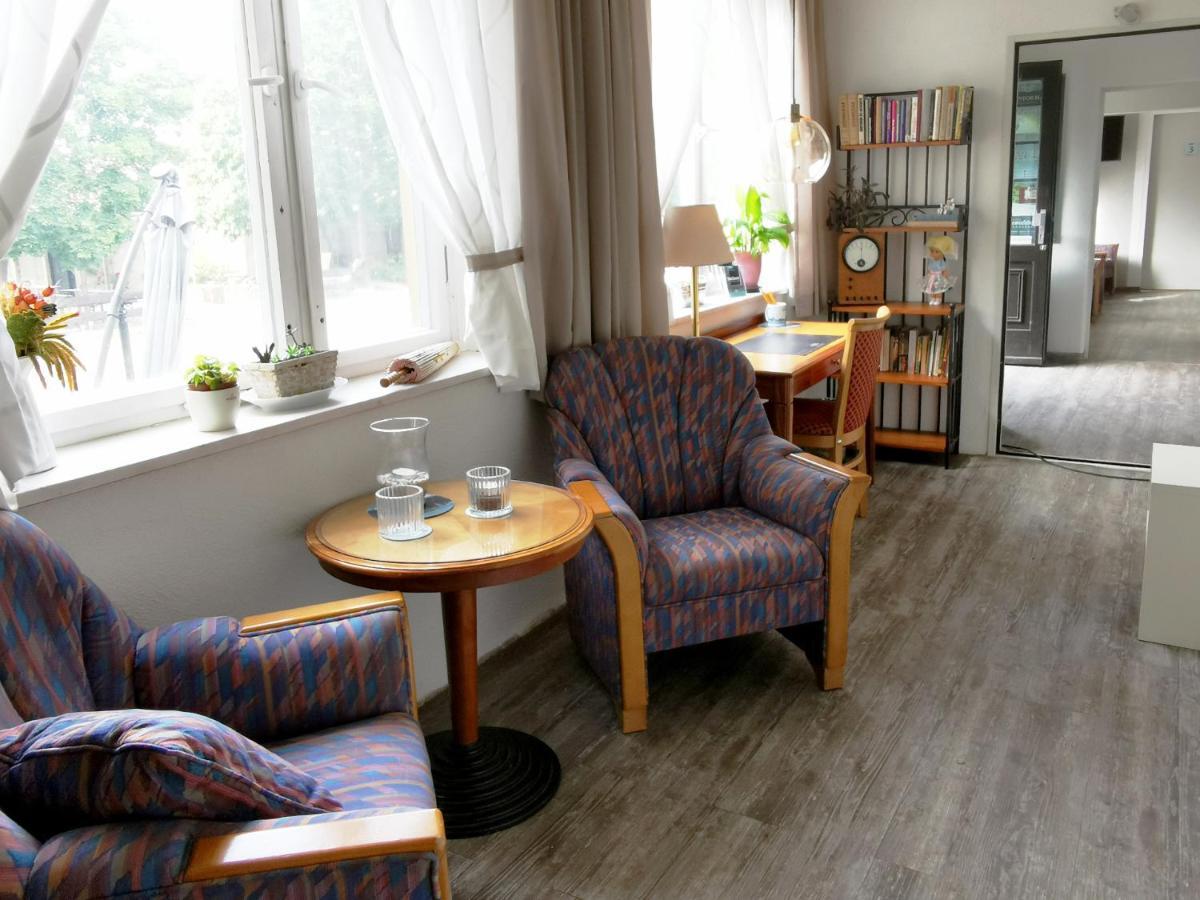 Hotel Spreewaldschule 郎根拉萨 外观 照片
